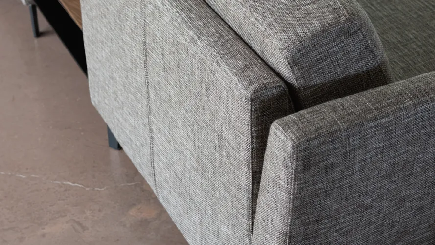 dettaglio design bracciolo Gregory